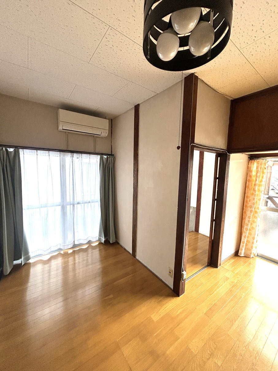 【2戸1】【駐車場付】木風町　原借家2号室