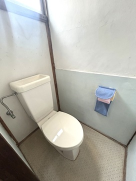 【2戸1】【駐車場付】木風町　原借家2号室