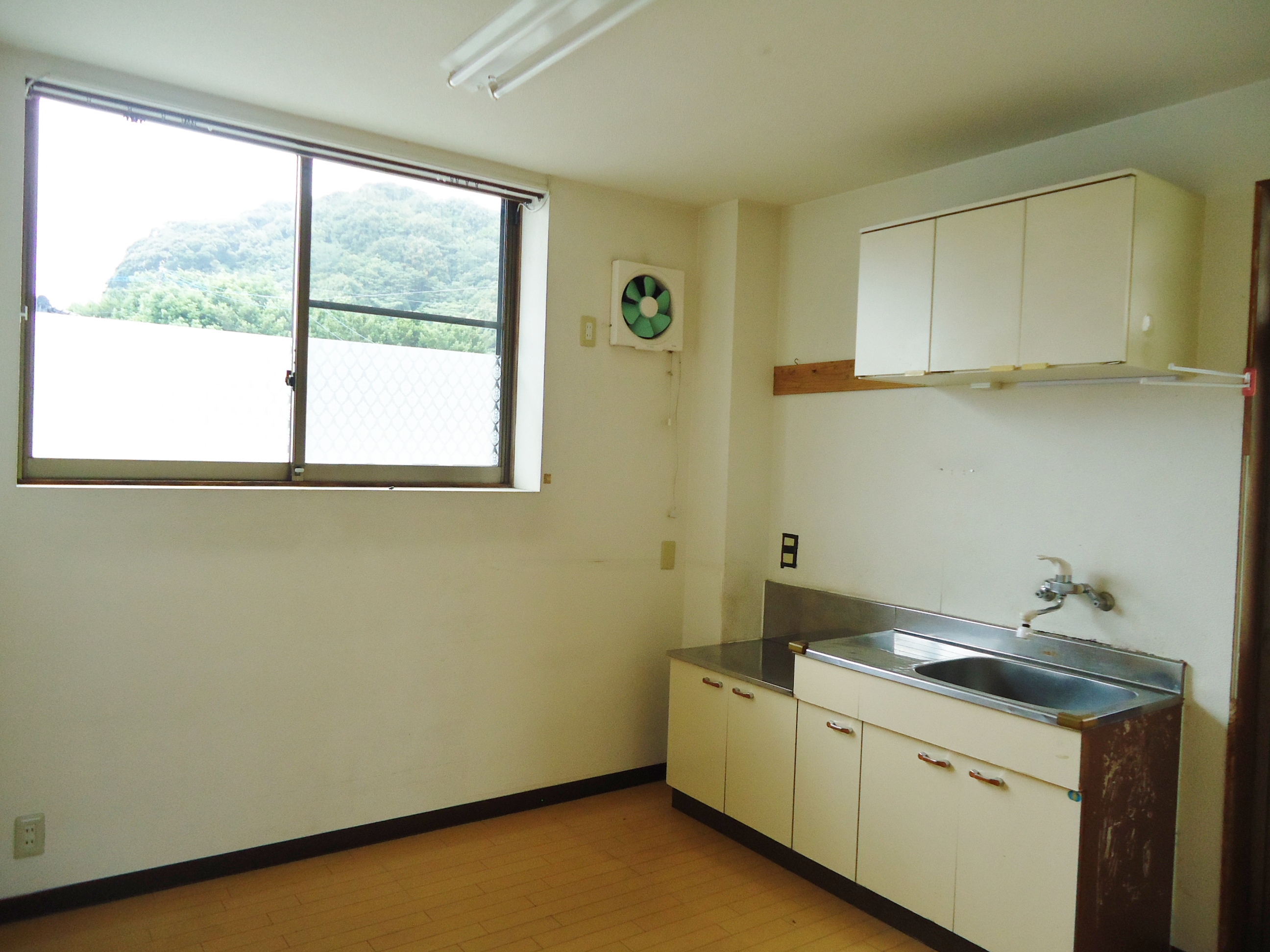 【三川内】三川内・売店舗事務所