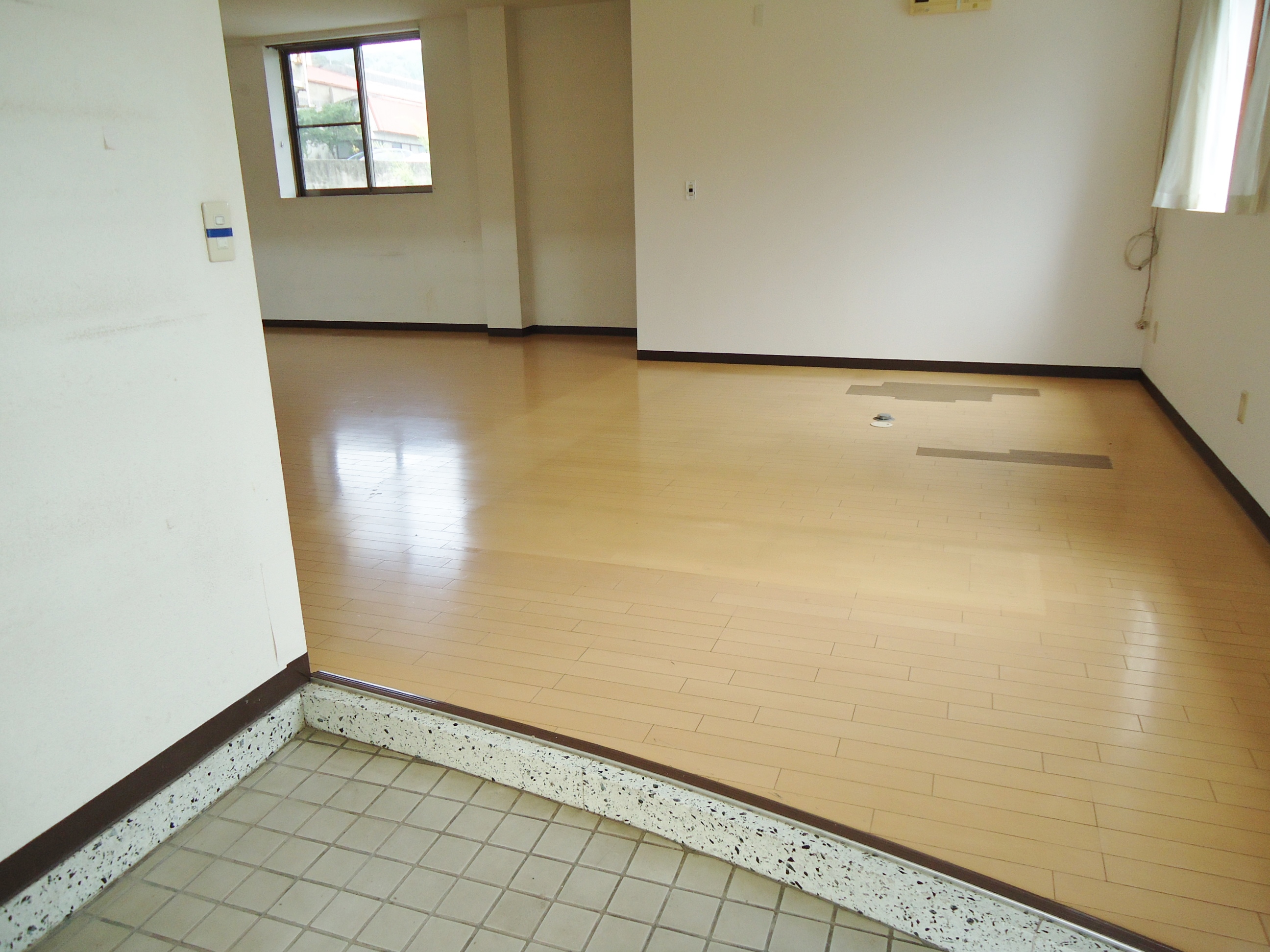 【三川内】三川内・売店舗事務所