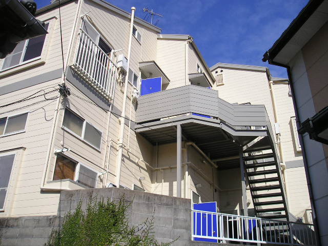 【東山町】ハイツHIKARI　２０３号室