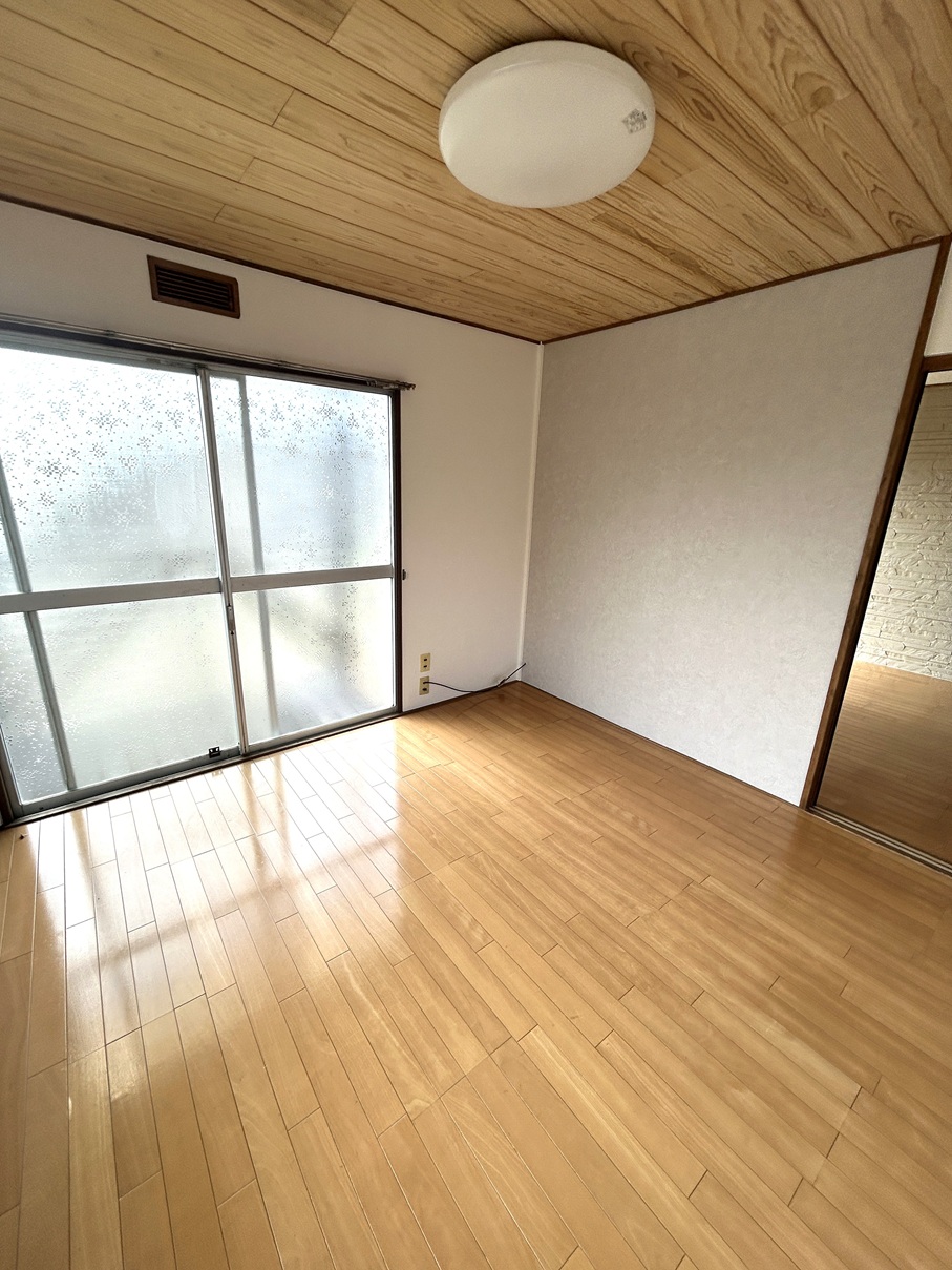 【大和町】スカイハイツ　101号室