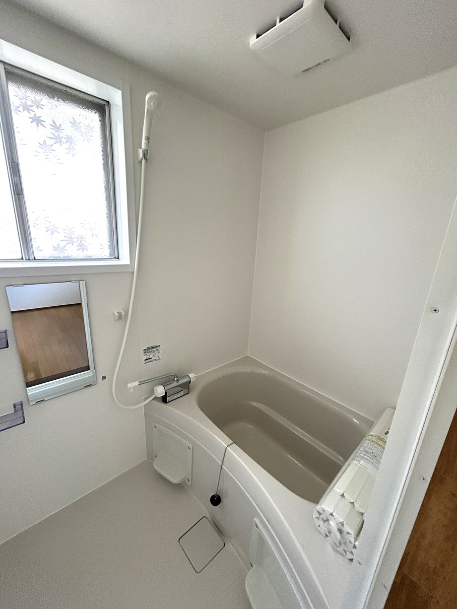 【大和町】スカイハイツ　203号室