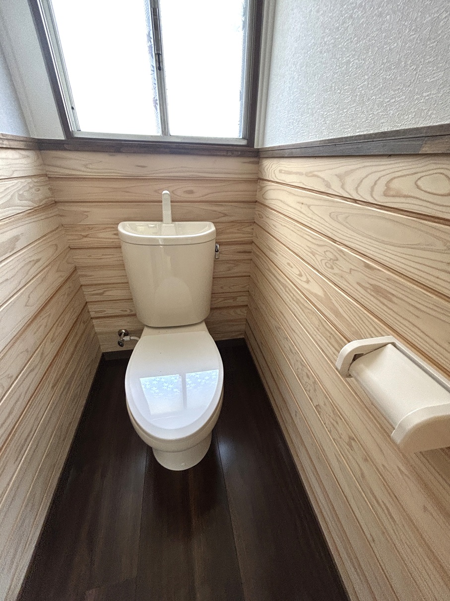 【大和町】スカイハイツ　203号室