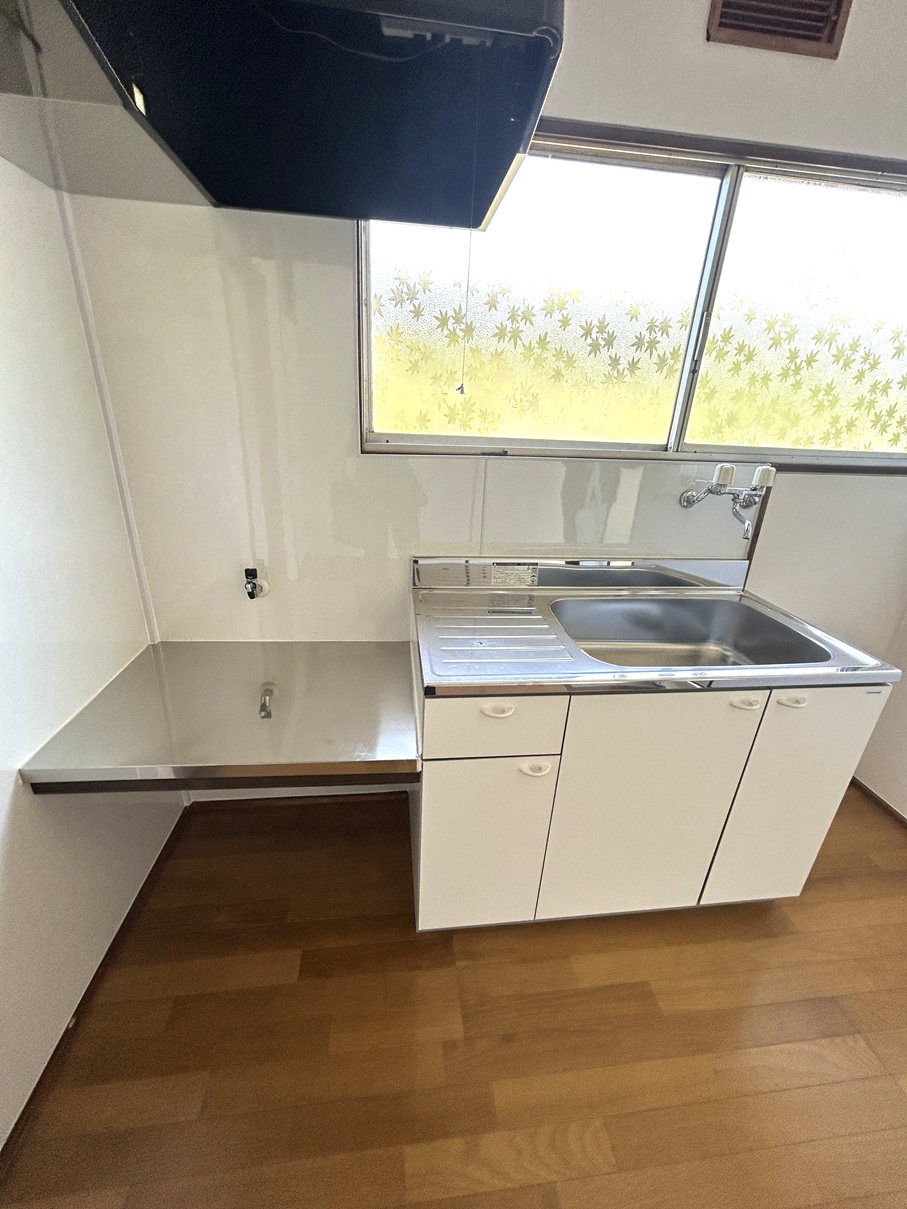 【大和町】スカイハイツ　203号室