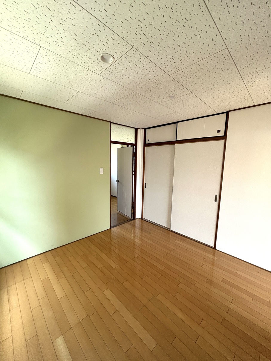 【大和町】スカイハイツ　203号室